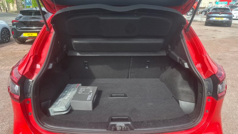 Nissan Qashqai 1.5 dCi N-Connecta 5dr Diesel Hatchback